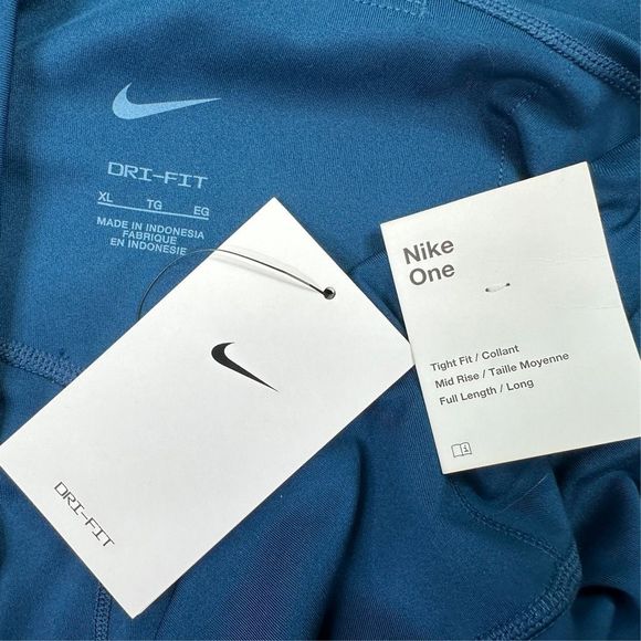 Nike One Dri-FIT Leggings / Nike Pro Dri-FIT Shorts Bundle - Size XL - Picture 8 of 8